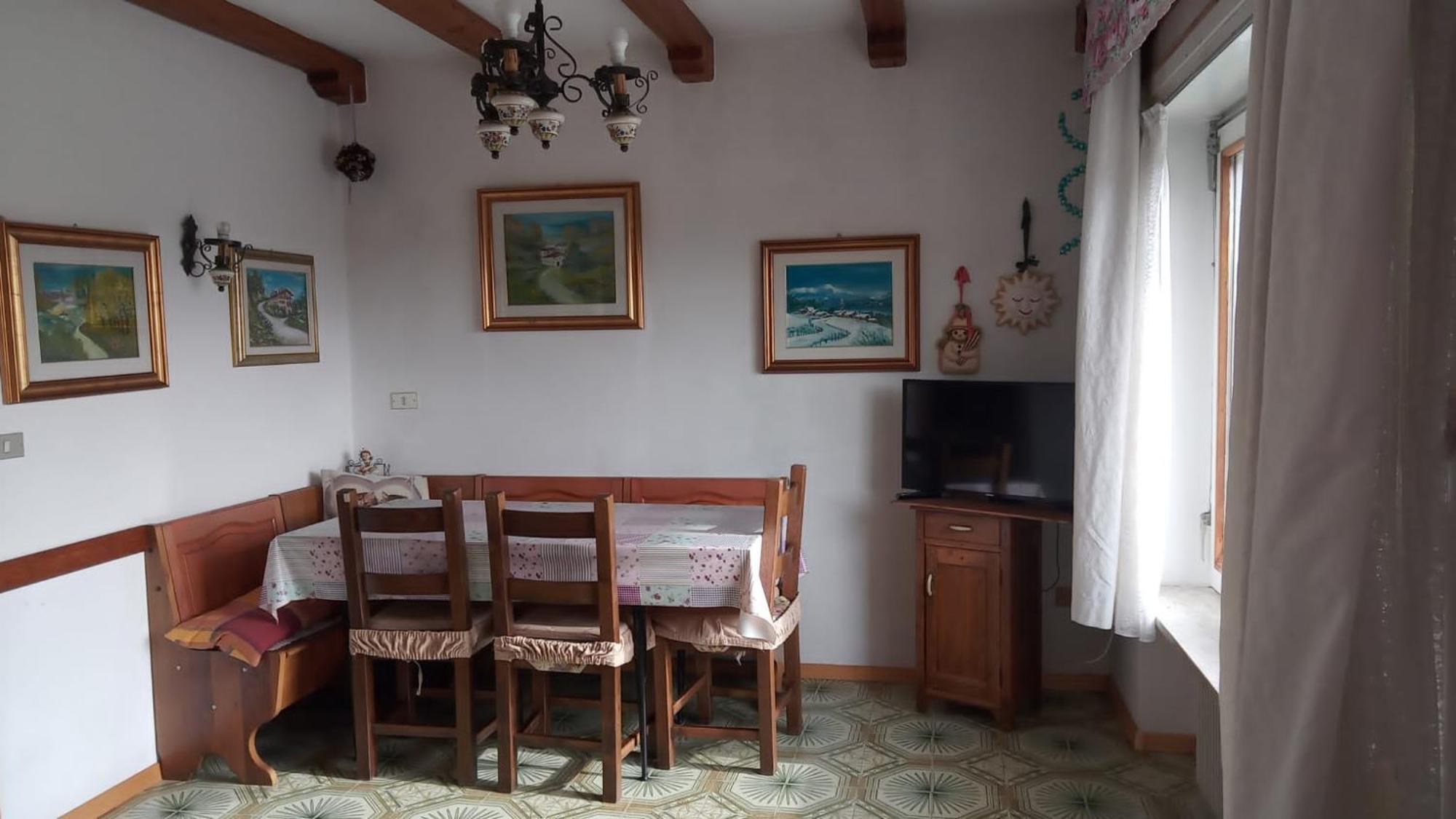Casa Vacanze A Romeno المظهر الخارجي الصورة
